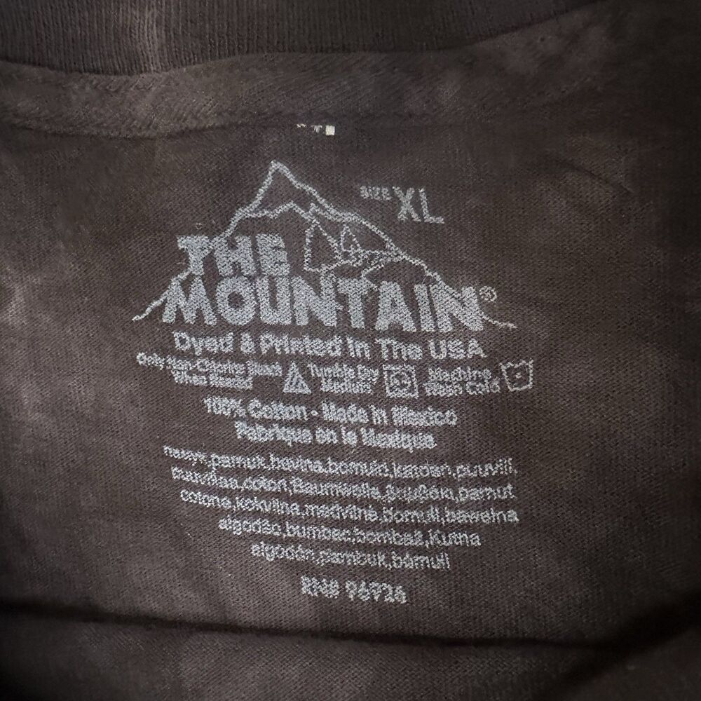 The Mountain T shirt Dog Pit Bull Graphic Print Short Sleeve Gray Men’s XL 2013 - Picture 9 of 10